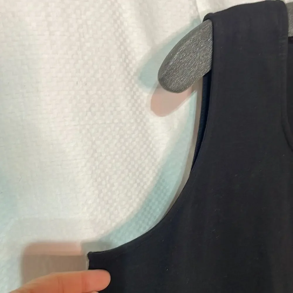 Carole Little 2x black cotton spandex slight scoop neck tank for layering euc